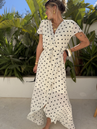 Robe cache cœur à pois
