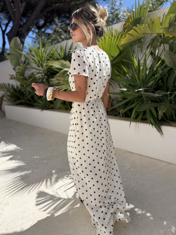 Robe cache cœur à pois
