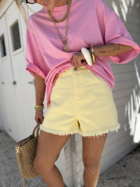 Short jaune effiloché