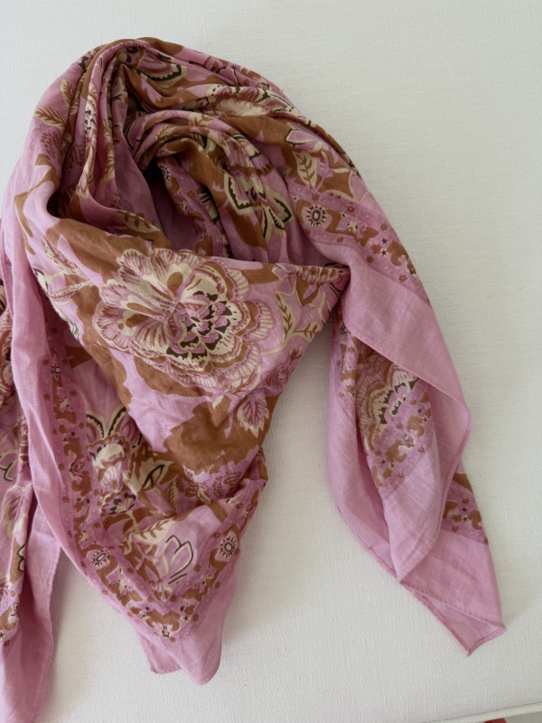 Foulard PINKY à motifs
