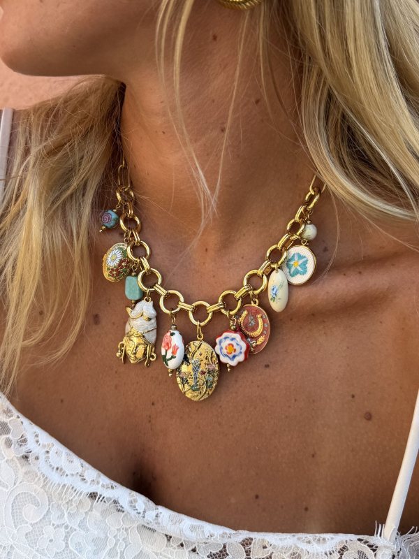 Collier grosse breloques