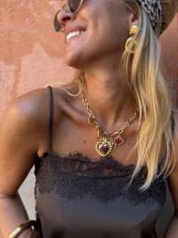 Collier ART breloques dorées