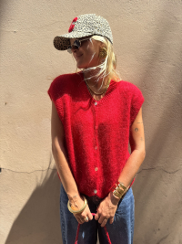 Red C leopard cap