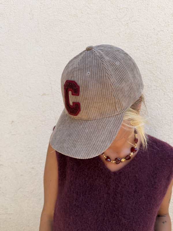 Taupe corduroy cap burgundy C