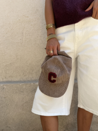 Taupe corduroy cap burgundy C