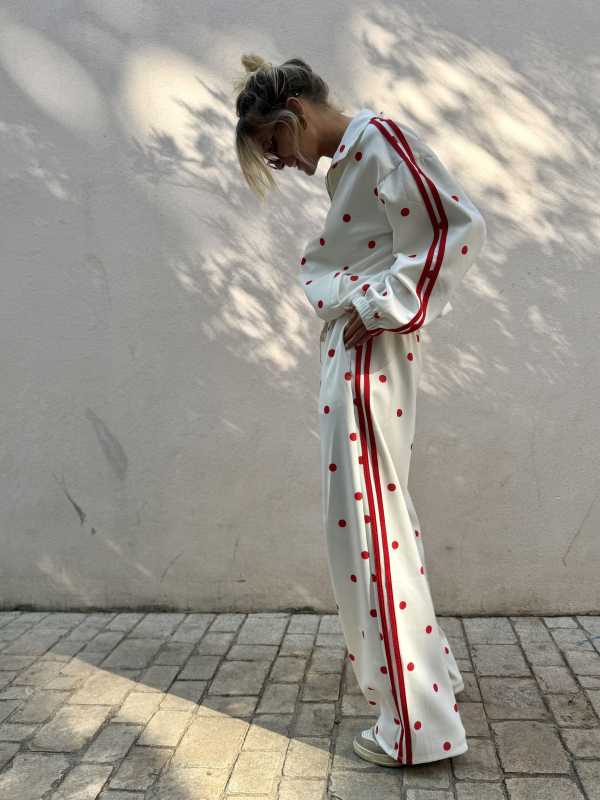 Ensemble OLIVER blanc à pois rouges