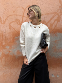 Pull beige chiné cœurs ajourés