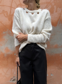 Pull beige chiné cœurs ajourés