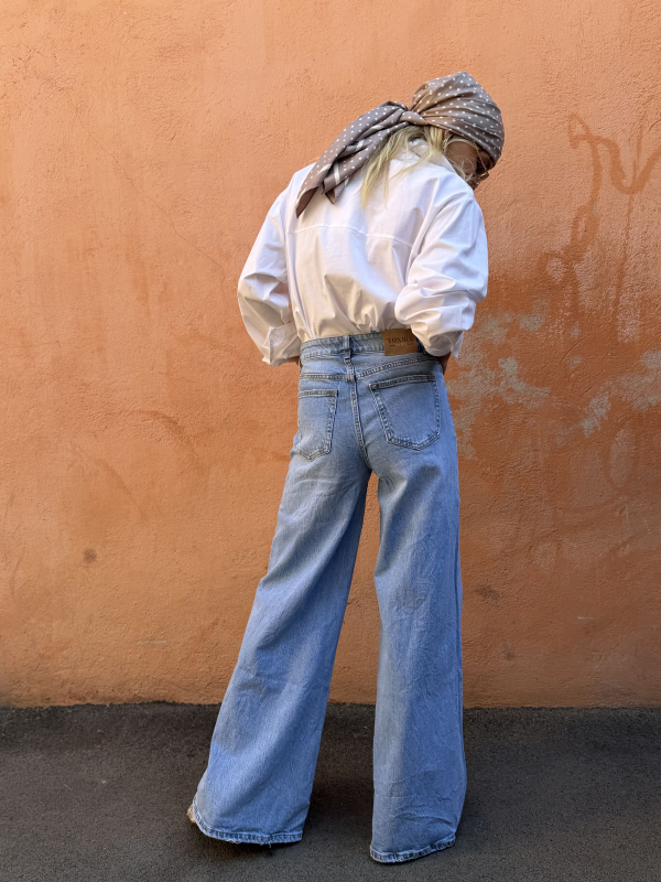 Jean BROOKS bleu