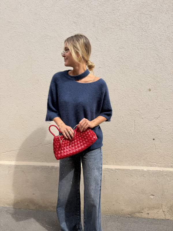 MOLLY navy sweater