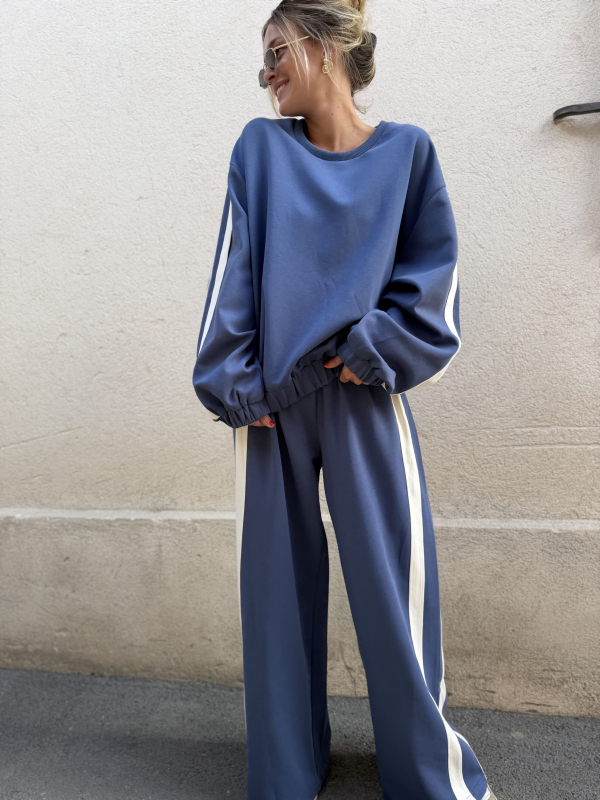 SANDRO blue sweatshirt with white stripes