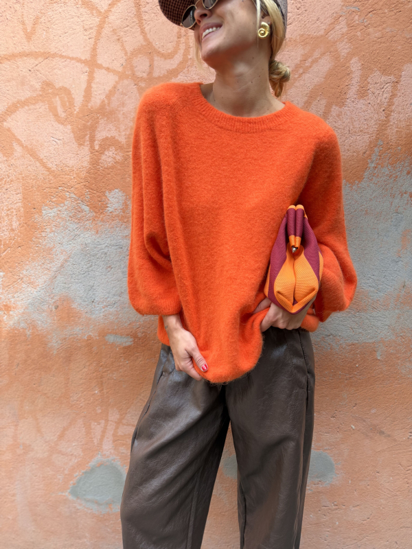 SOLENE orange sweater