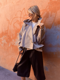 DAKOTA light khaki short trench coat - Pre-order