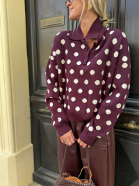 Pull bordeaux à pois blanc