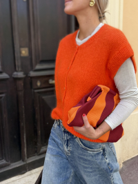 NINO orange vest