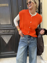 NINO orange vest
