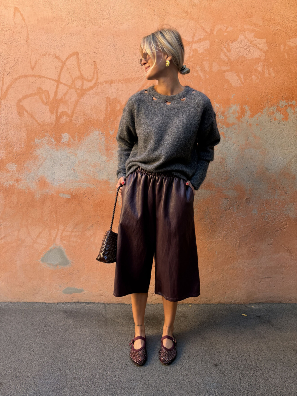 WALKER burgundy bermuda shorts