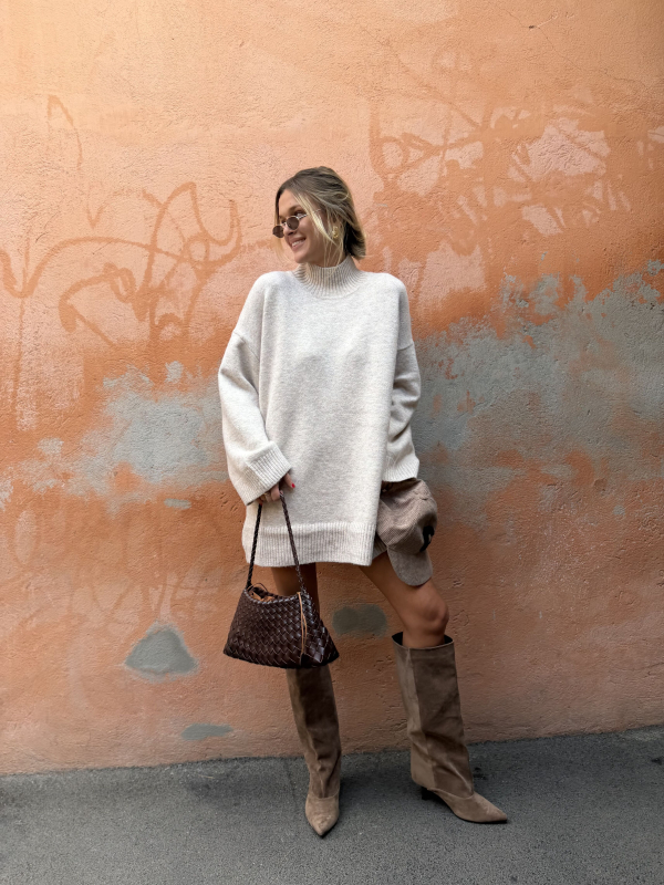 VENEZA chocolate bag - Pre-order