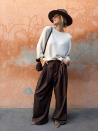 EDWARD chocolate pleated pants