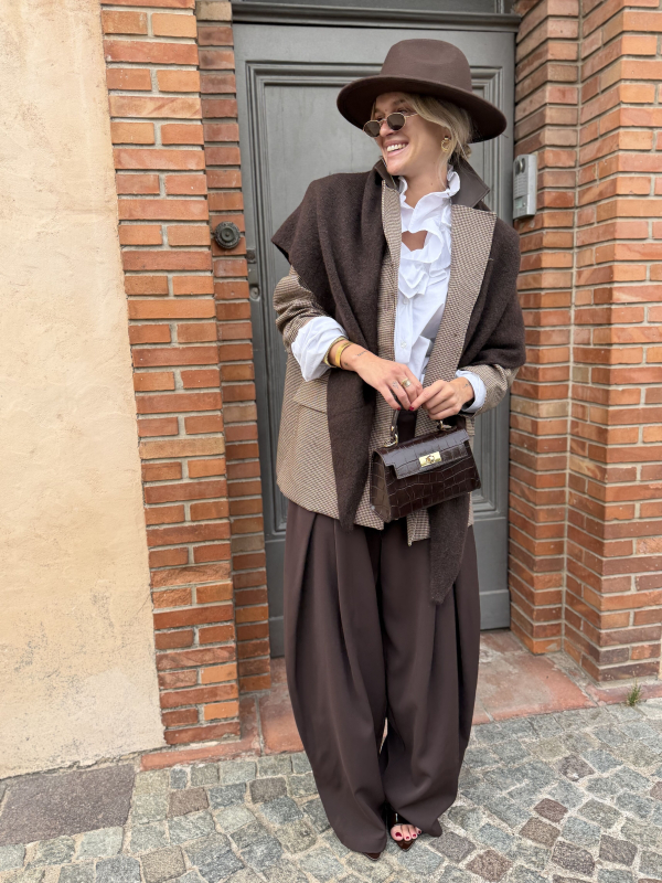 COFFEE balloon-cut pants