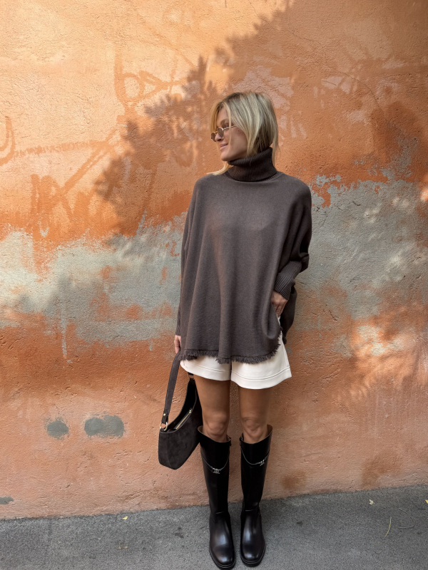 GIANNI chocolate poncho sweater