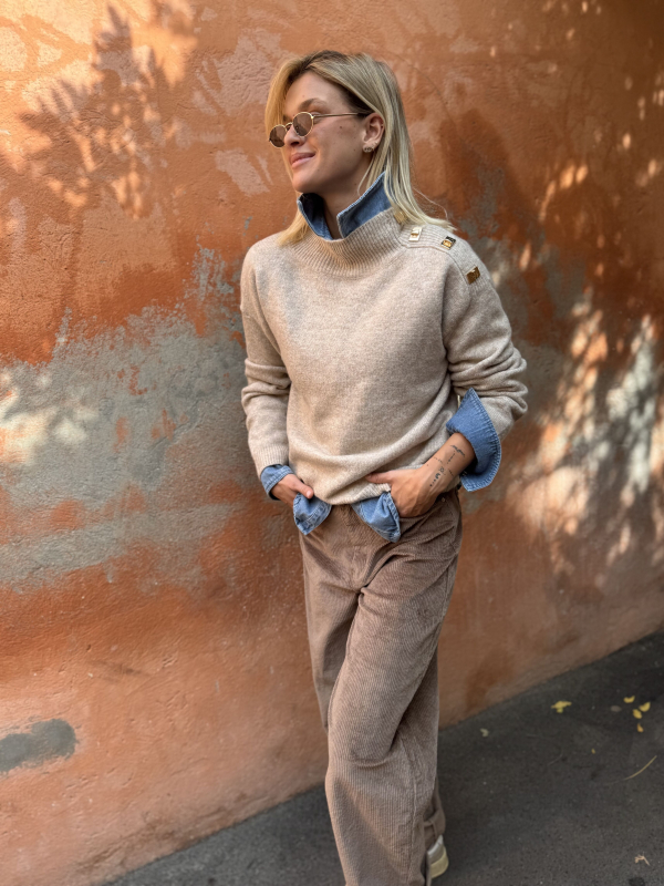 Beige MALONE heather sweater with gold buttons