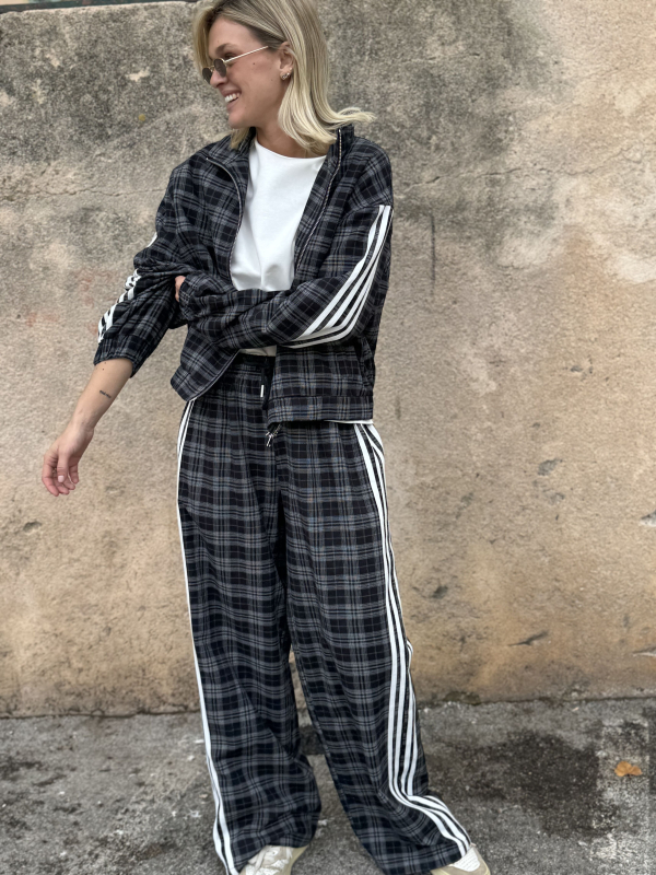 MANCHESTER checkered pants