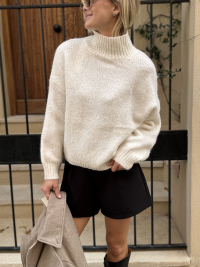 Off-white stand-up collar sweater