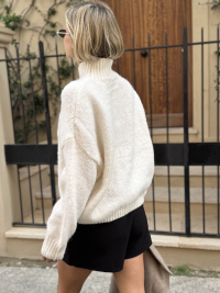 Off-white stand-up collar sweater