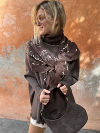 Écharpe chocolat bandana