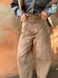 Camel NESTOR corduroy pants