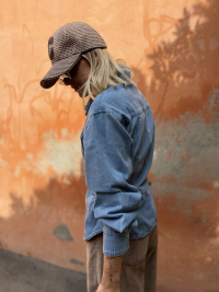 Fitted denim shirt
